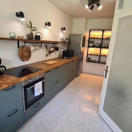 Apartment With Sauna In City Centre สปลิท ภายนอก รูปภาพ