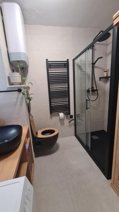 Apartment With Sauna In City Centre สปลิท ภายนอก รูปภาพ