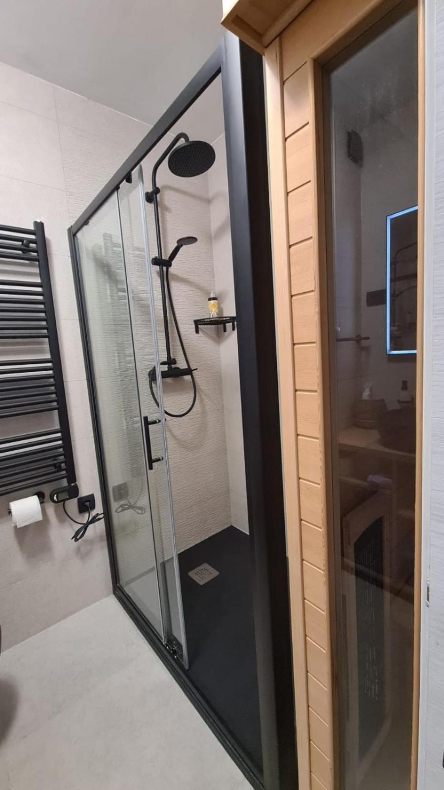 Apartment With Sauna In City Centre สปลิท ภายนอก รูปภาพ