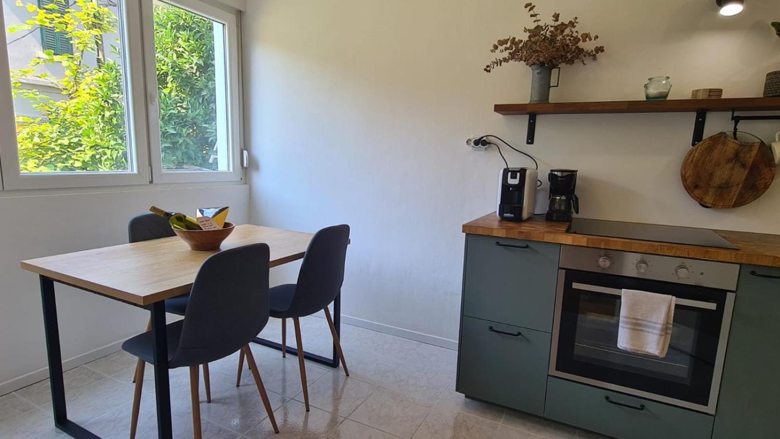 Apartment With Sauna In City Centre สปลิท ภายนอก รูปภาพ