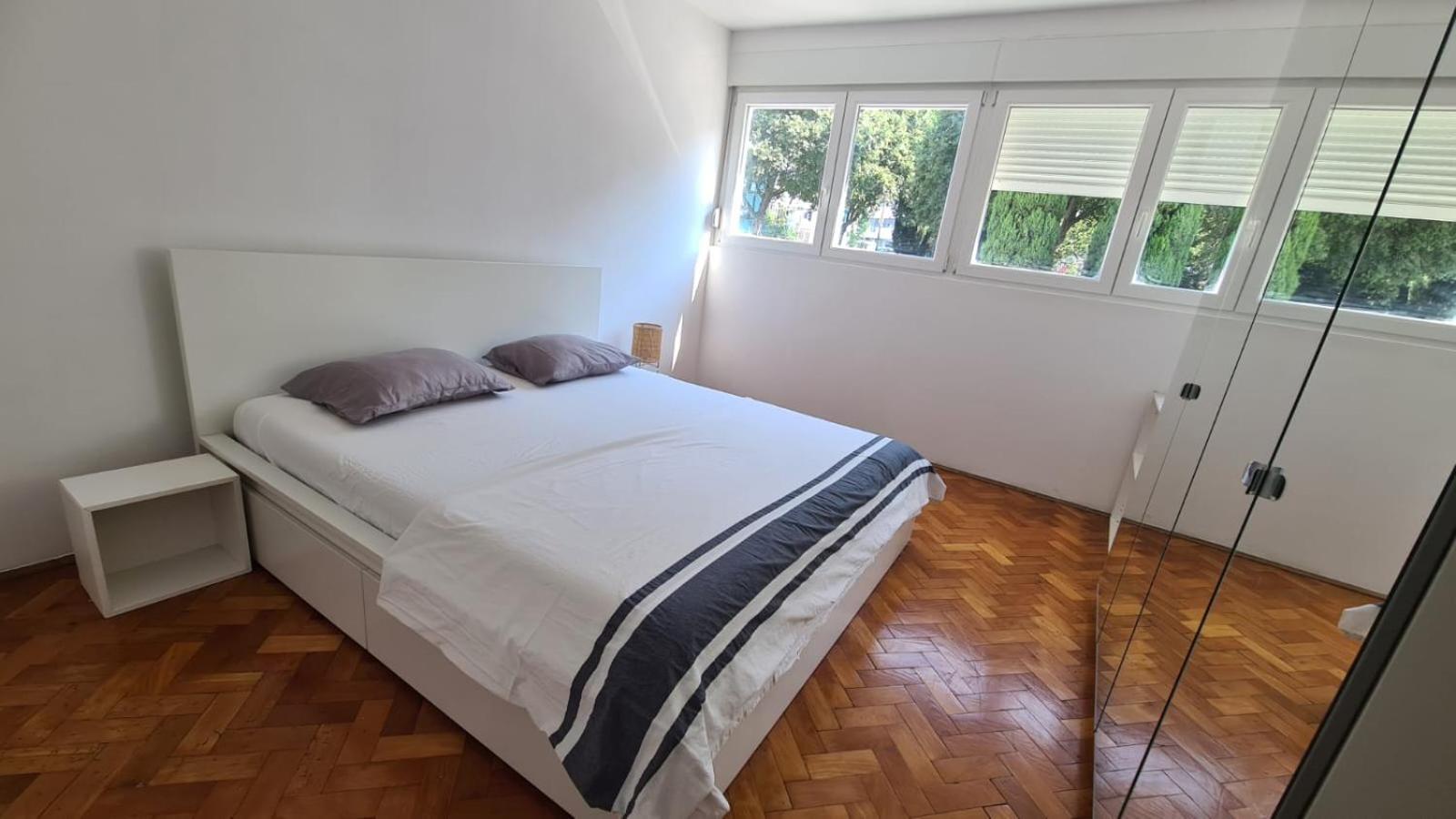 Apartment With Sauna In City Centre สปลิท ภายนอก รูปภาพ